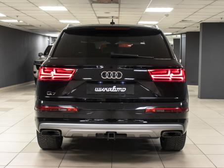 Audi Q7 3.0 quattro premium plus