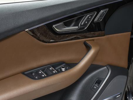 Audi Q7 3.0 quattro premium plus