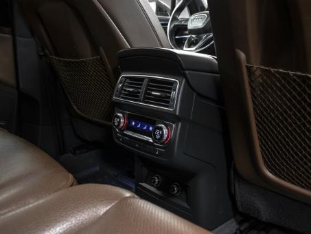 Audi Q7 3.0 quattro premium plus
