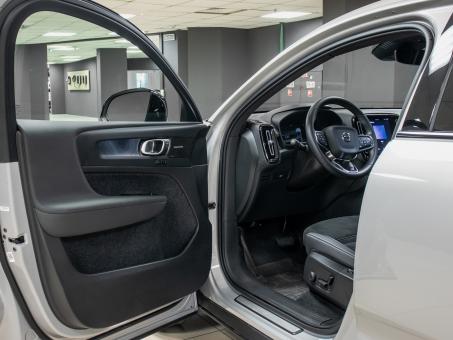 Volvo C40 
