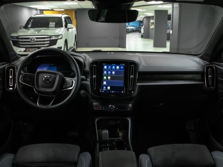 Volvo C40 