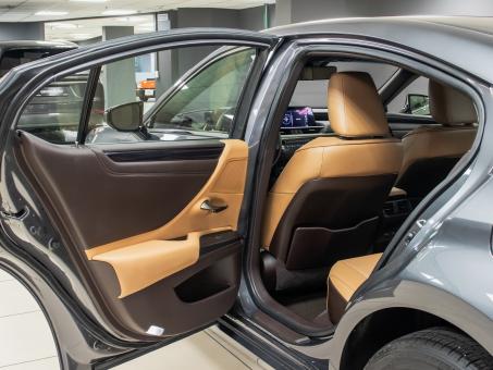 Lexus ES 250