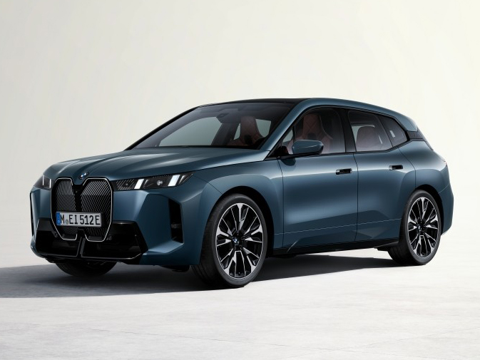 BMW iX xDrive60