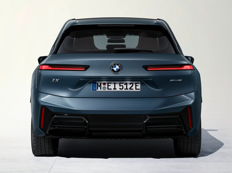 BMW iX xDrive60