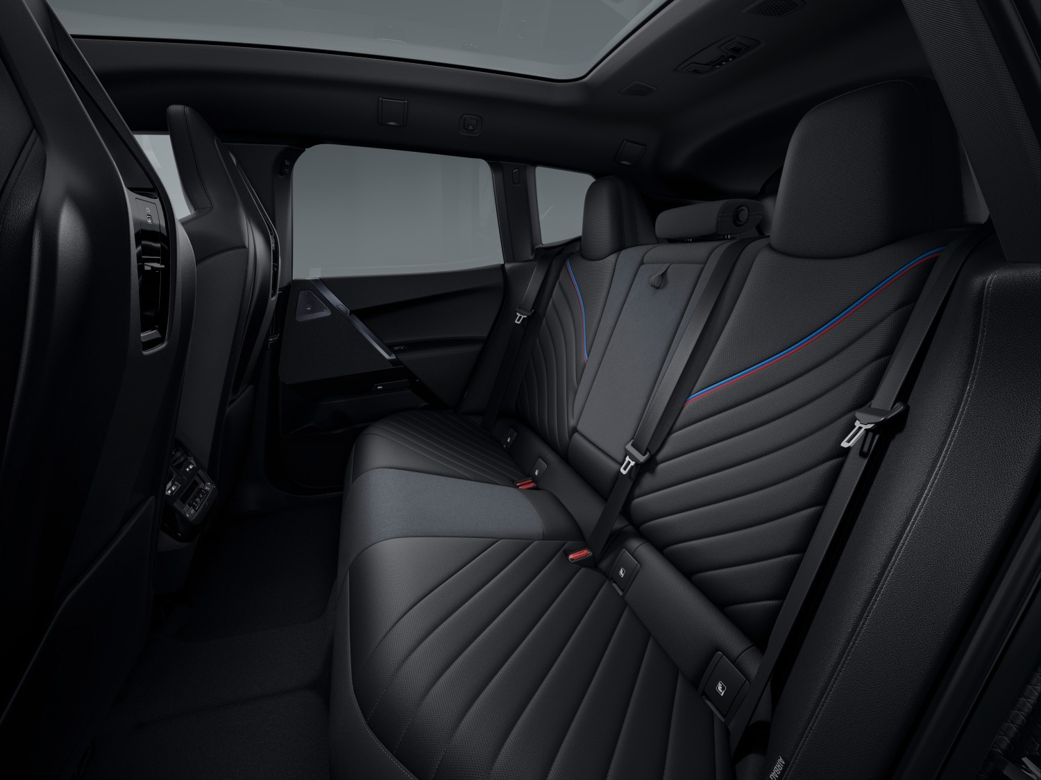 BMW iX M70 xDrive