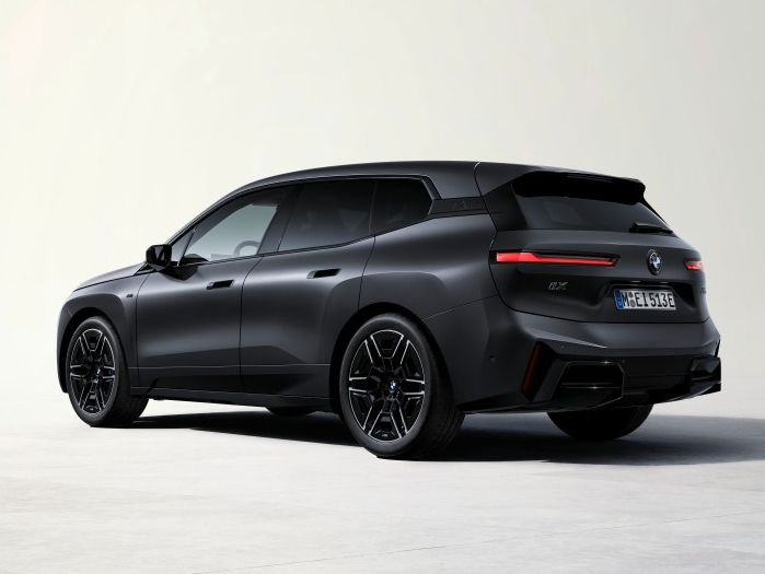 BMW iX M70 xDrive