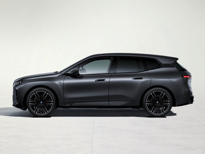 BMW iX M70 xDrive