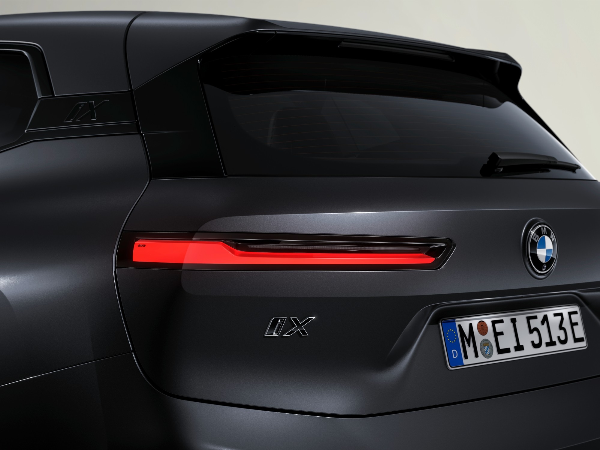 BMW iX M70 xDrive