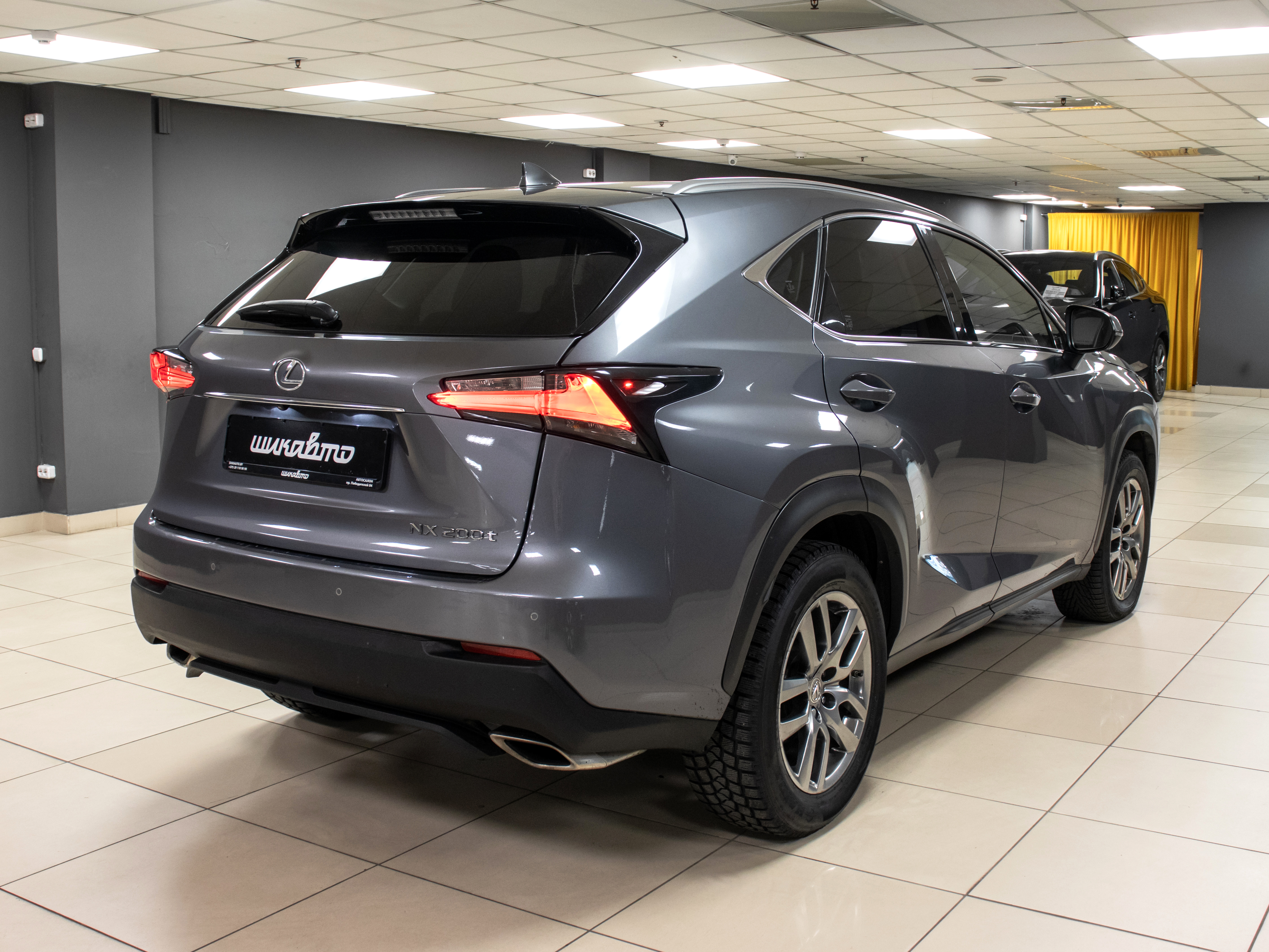 Lexus NX 200t