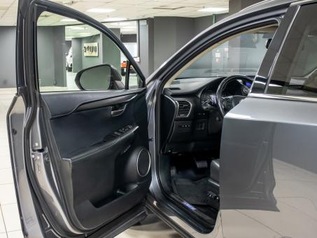 Lexus NX 200t
