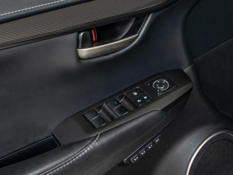 Lexus NX 200t
