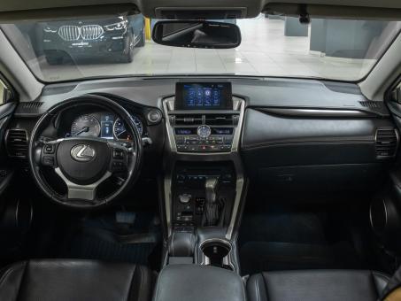 Lexus NX 200t