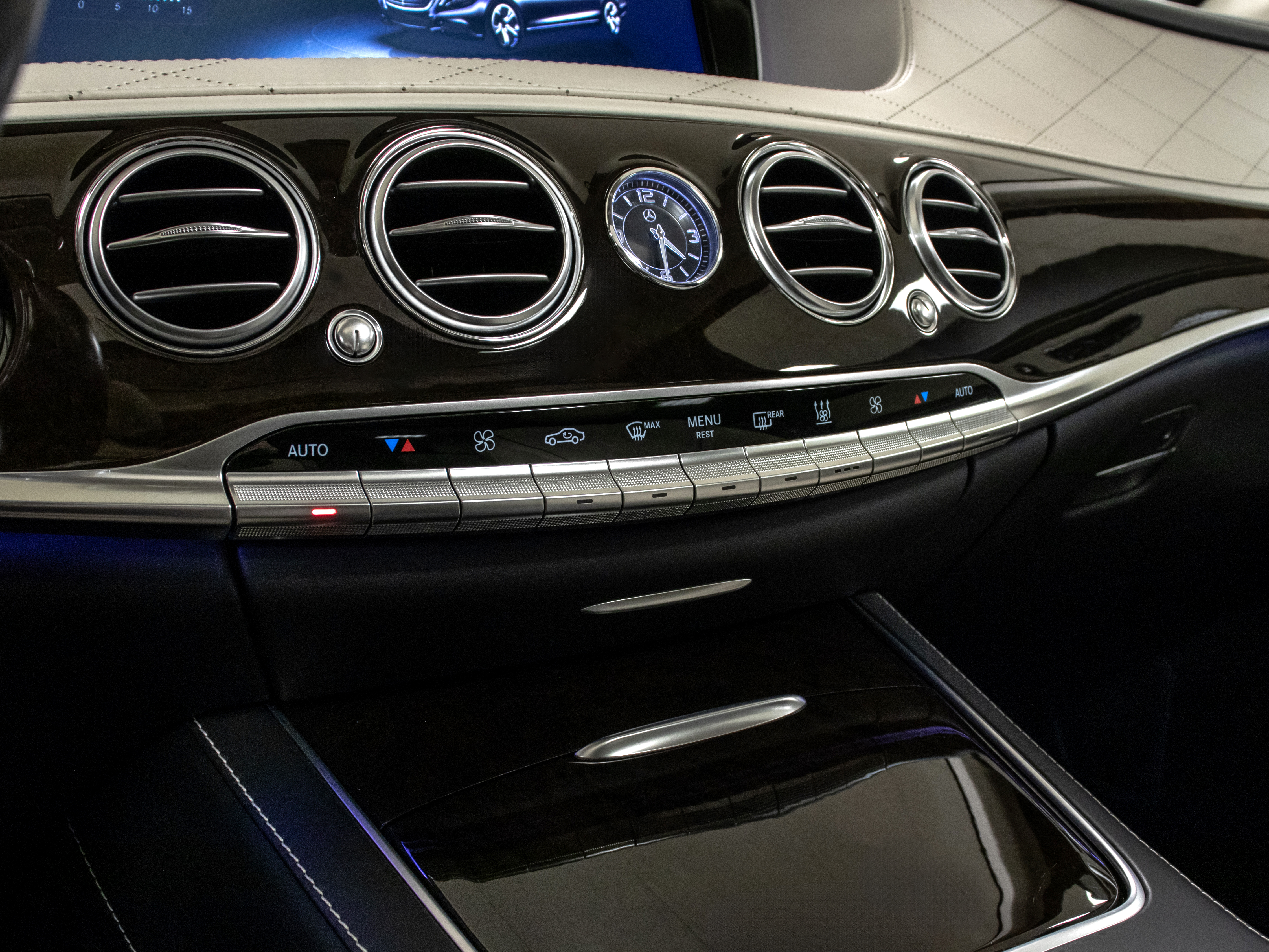 Mercedes-Benz S 500 4matic