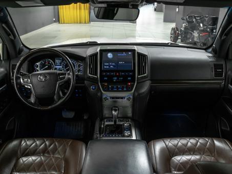 Toyota Land Cruiser 200 Executive White