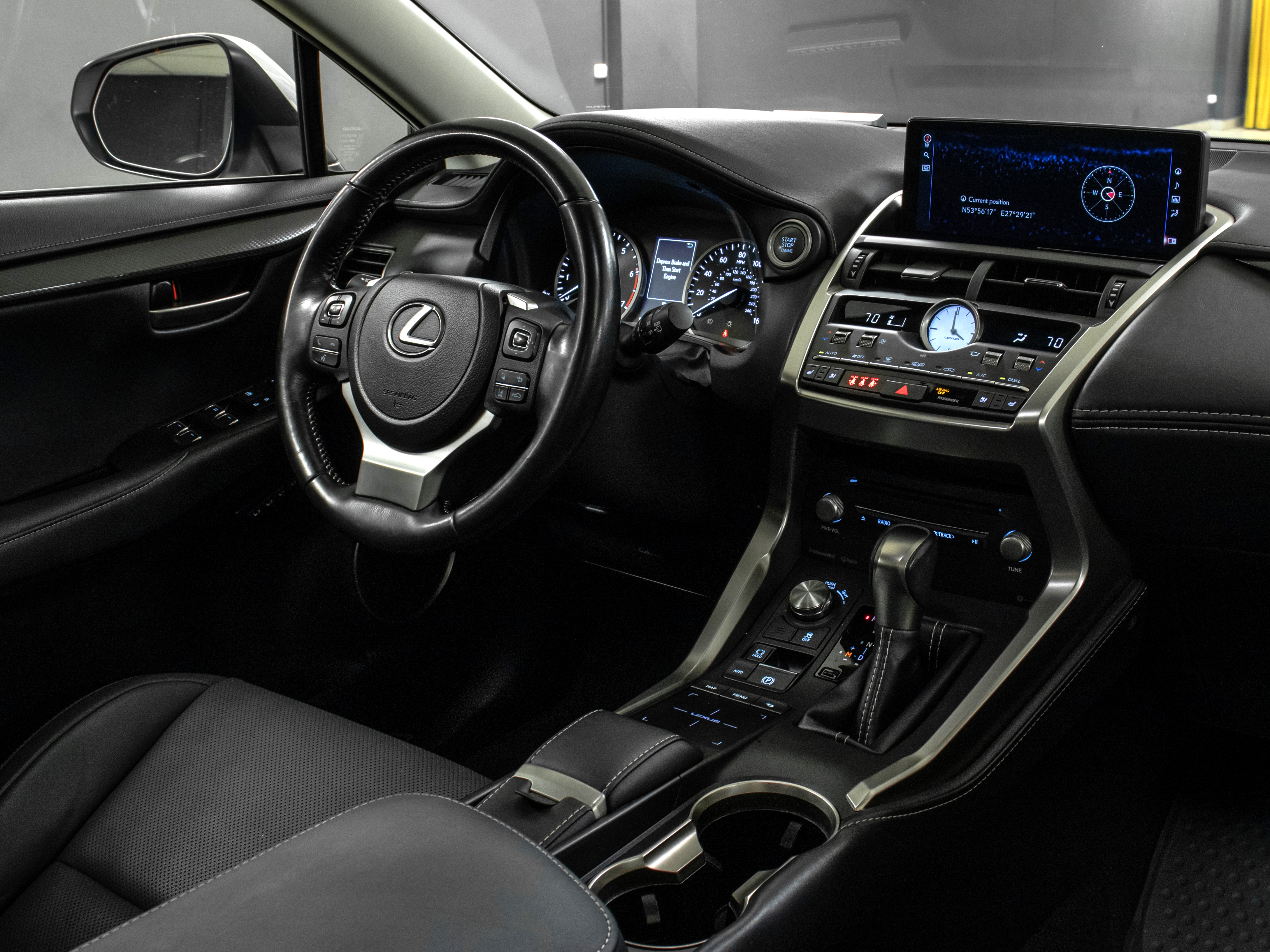 Lexus NX 300