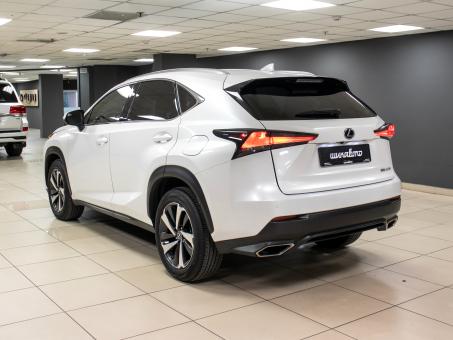 Lexus NX 300