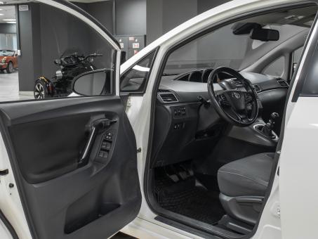 Toyota Verso Sportsvan 1.6d 