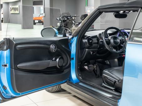 Mini Cooper Cabrio 1.5i