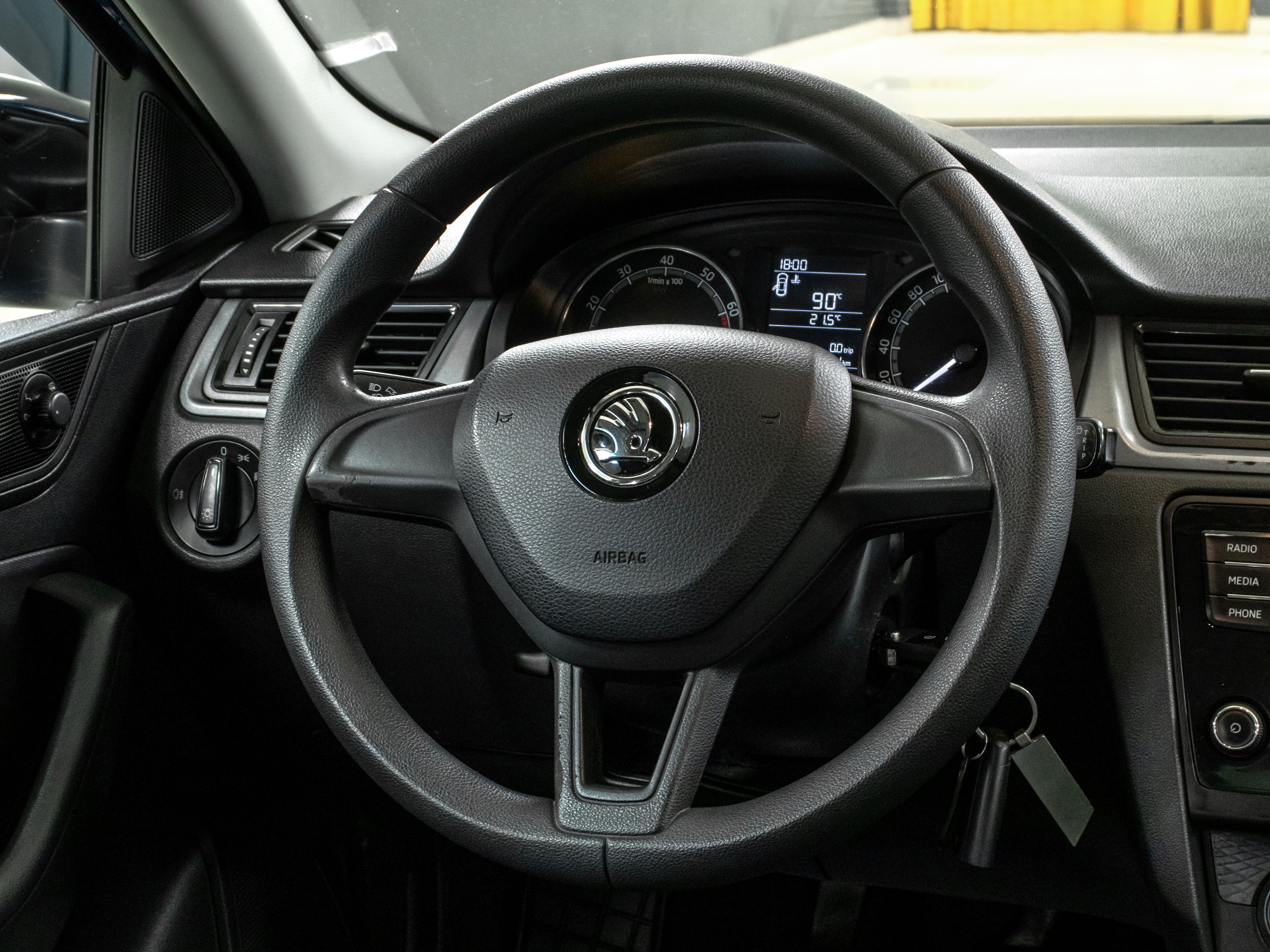 Skoda Rapid 1.6i