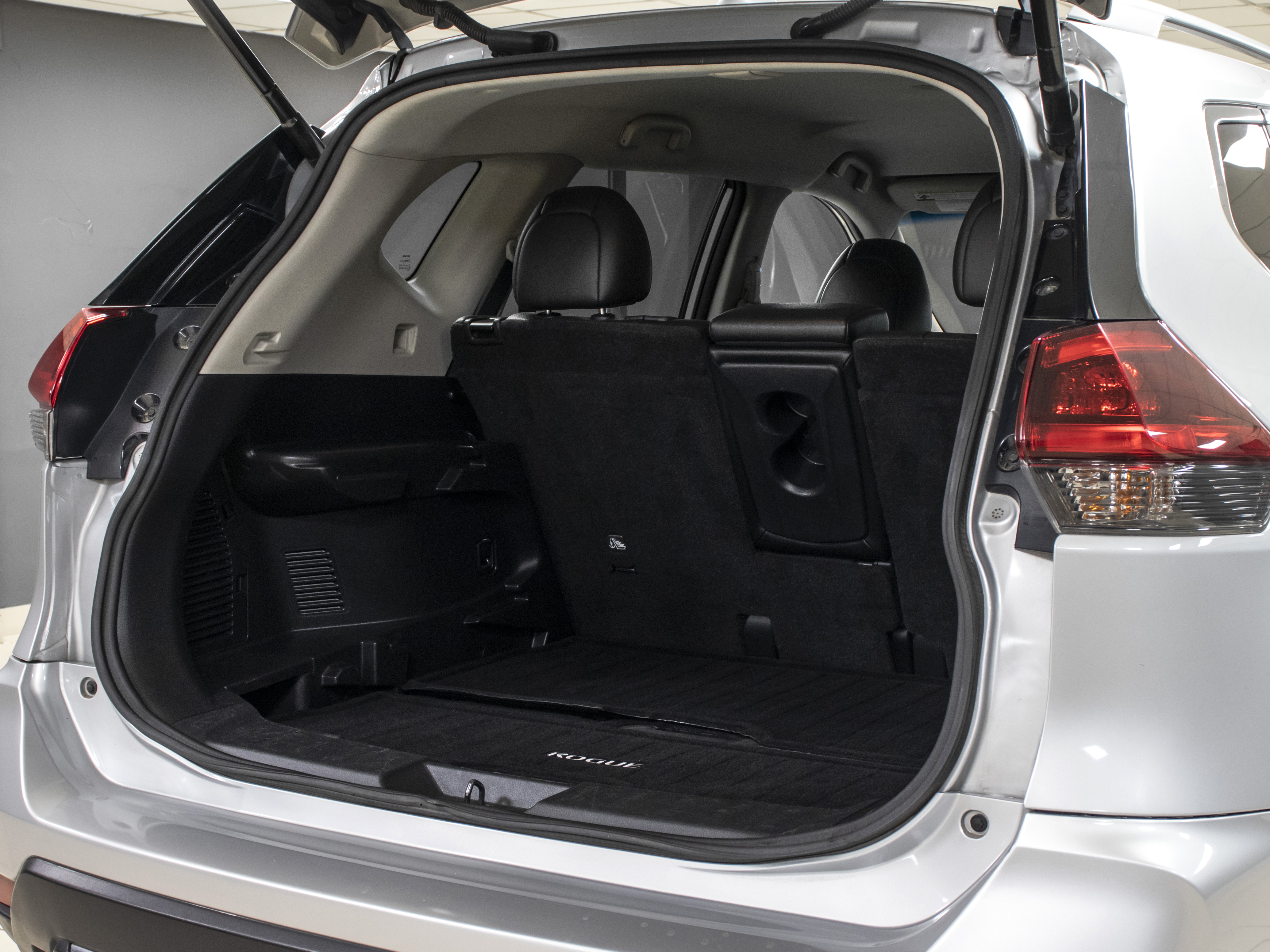 Nissan Rogue 2.5i