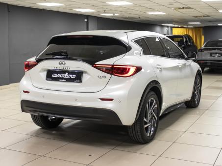 Infiniti Q30 1.5d