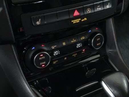 Infiniti Q30 1.5d