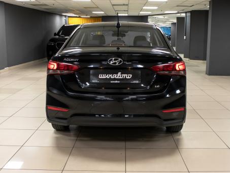 Hyundai Accent 