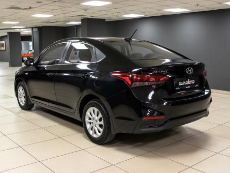 Hyundai Accent 