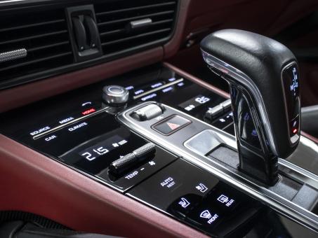 Porsche Cayenne Coupe 3.0i