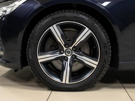 Volvo S90  D5