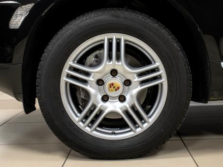 Porsche Cayenne 3.2