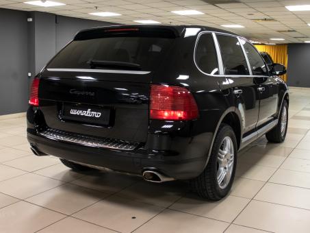 Porsche Cayenne 3.2