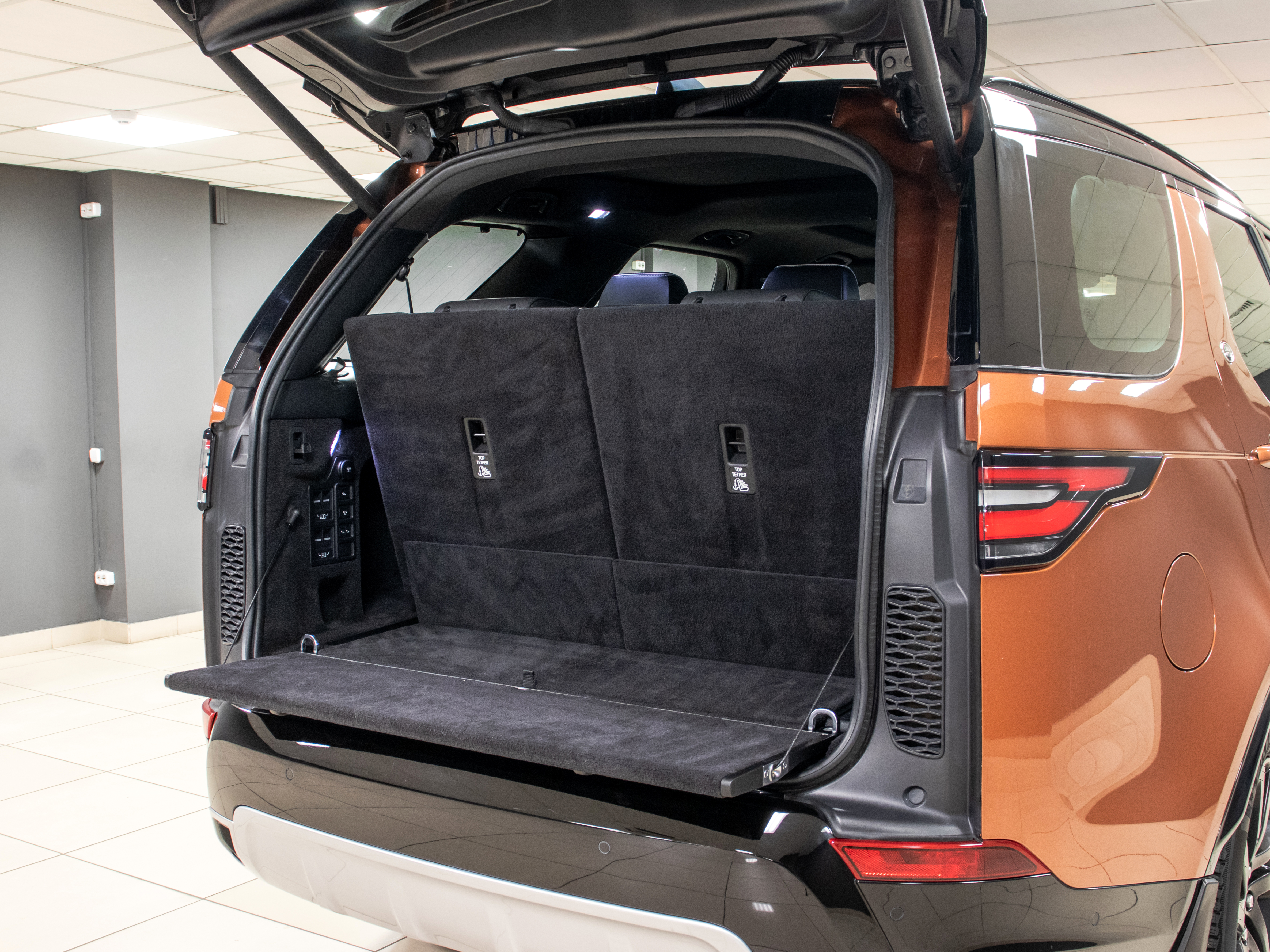 Land Rover Discovery HSE