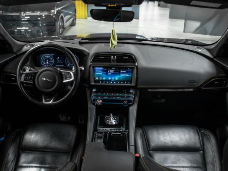Jaguar F-Pace 300 Sport