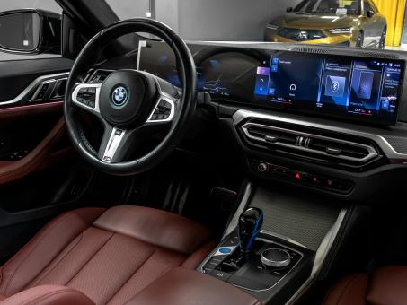 BMW i4 eDrive40
