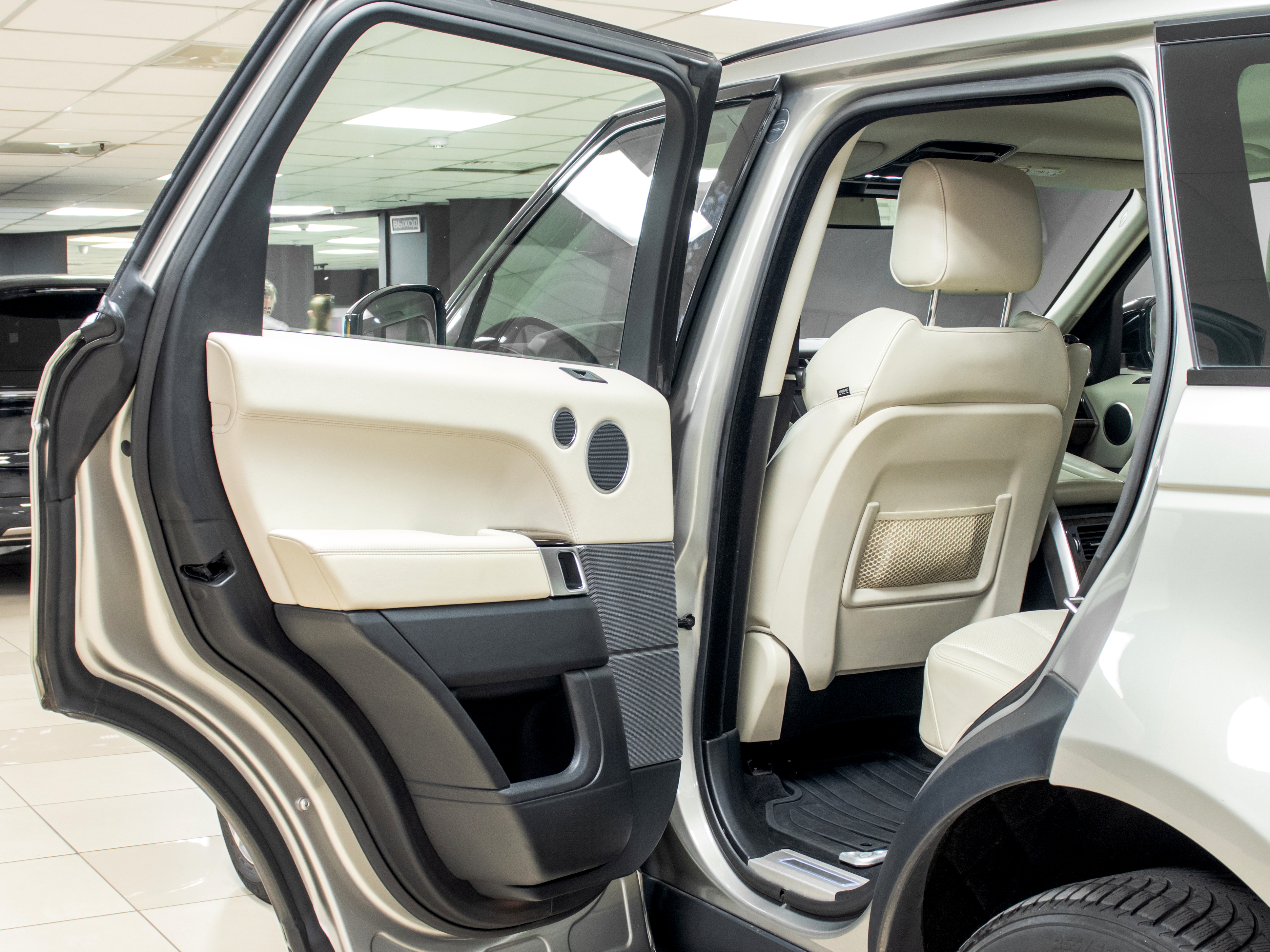 Land Rover Range Rover Sport HSE