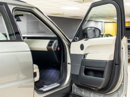 Land Rover Range Rover Sport HSE