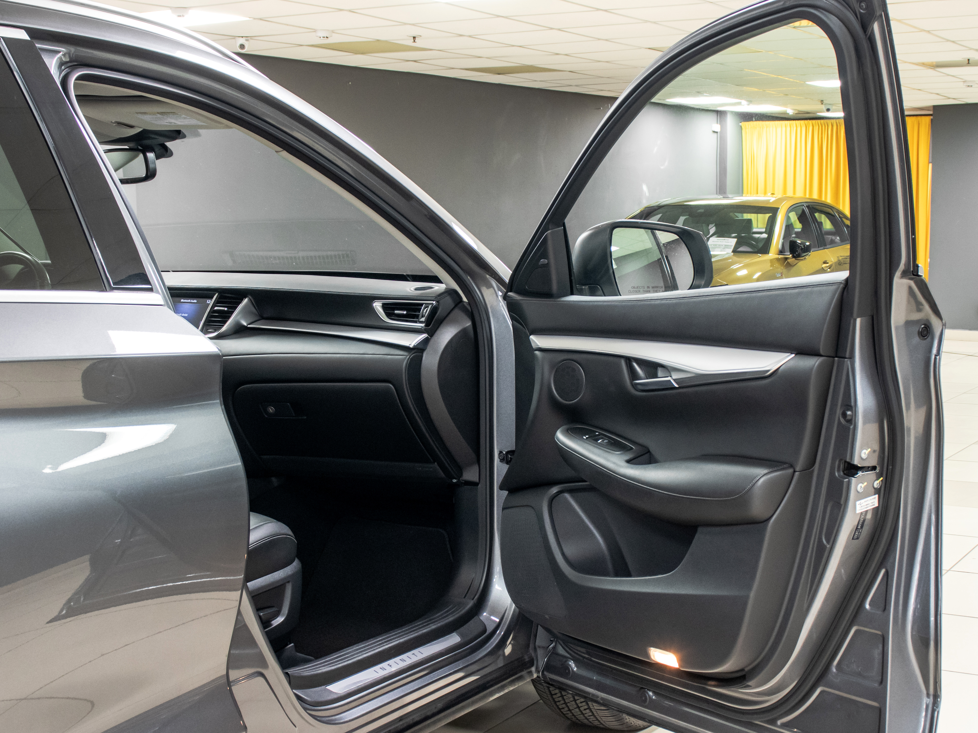 Infiniti QX50 