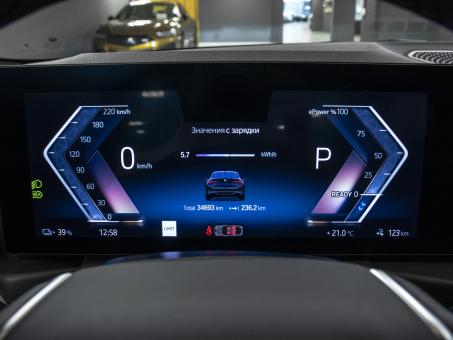 BMW i4 eDrive35