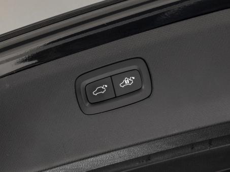 Volvo XC90 2.0 D5 R-Design