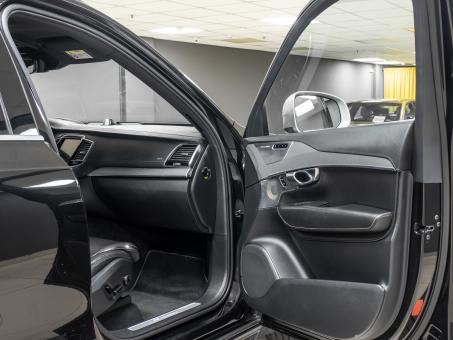 Volvo XC90 2.0 D5 R-Design