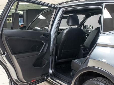 Volkswagen Tiguan SE R-Line
