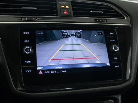 Volkswagen Tiguan SE R-Line