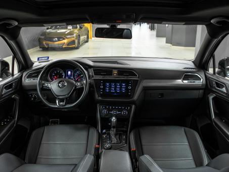 Volkswagen Tiguan SE R-Line
