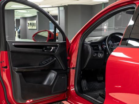 Porsche Macan S