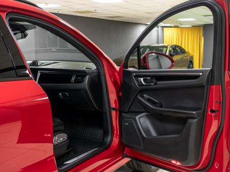 Porsche Macan S
