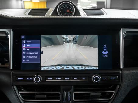 Porsche Macan S