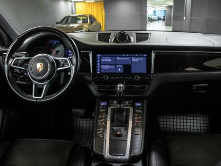 Porsche Macan S