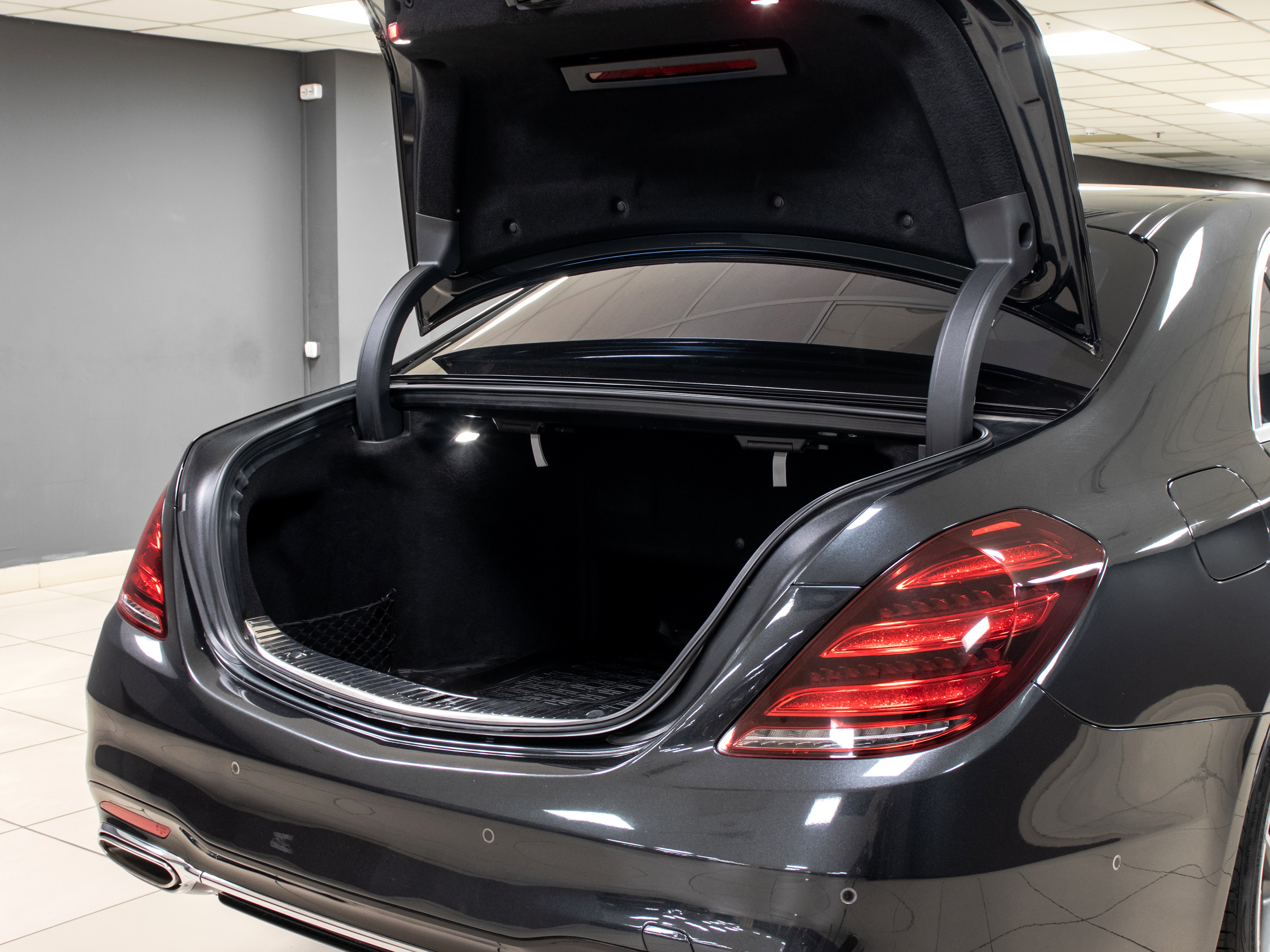 Mercedes-Benz S 560 4matic