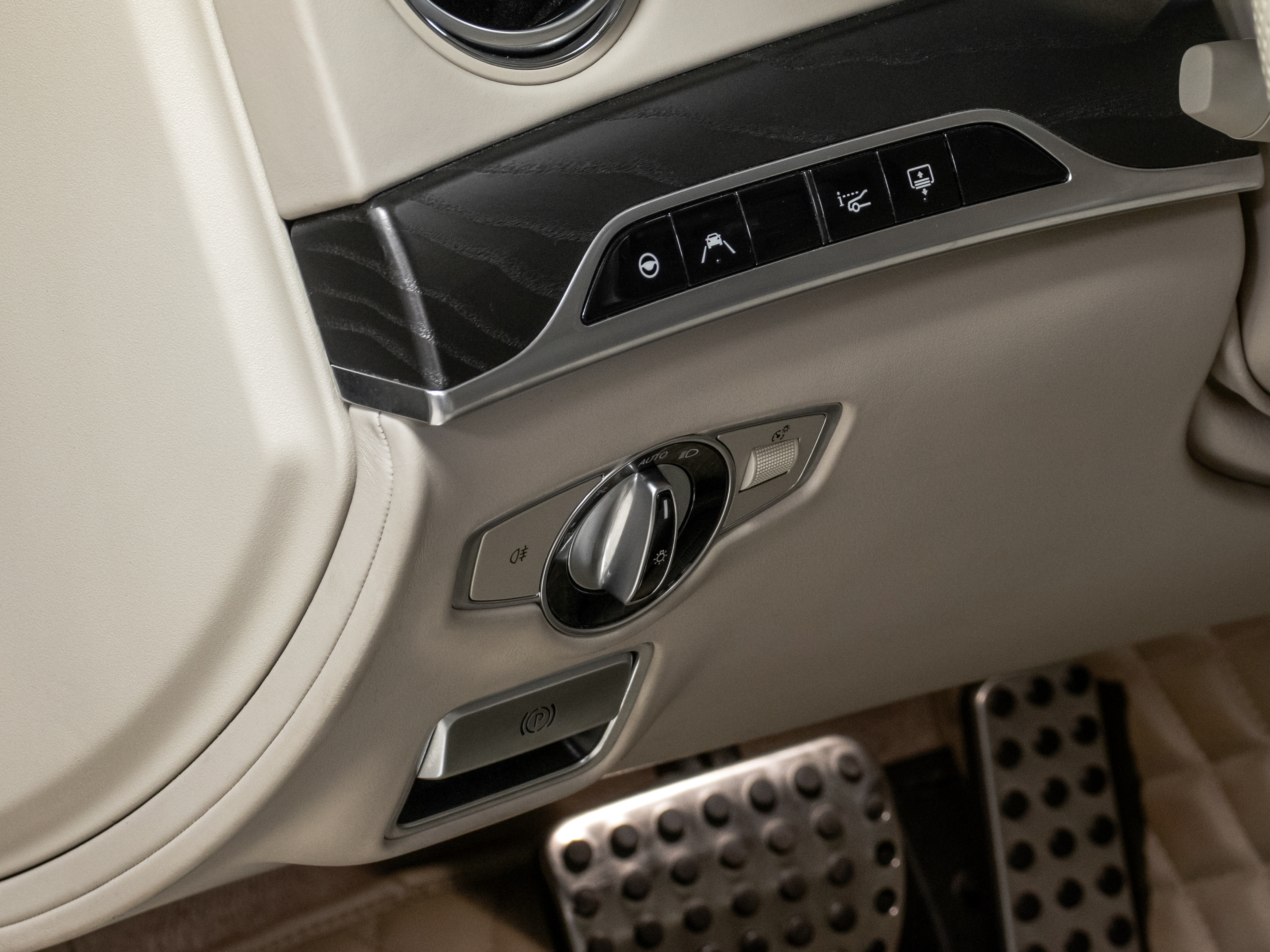 Mercedes-Benz S 560 4matic